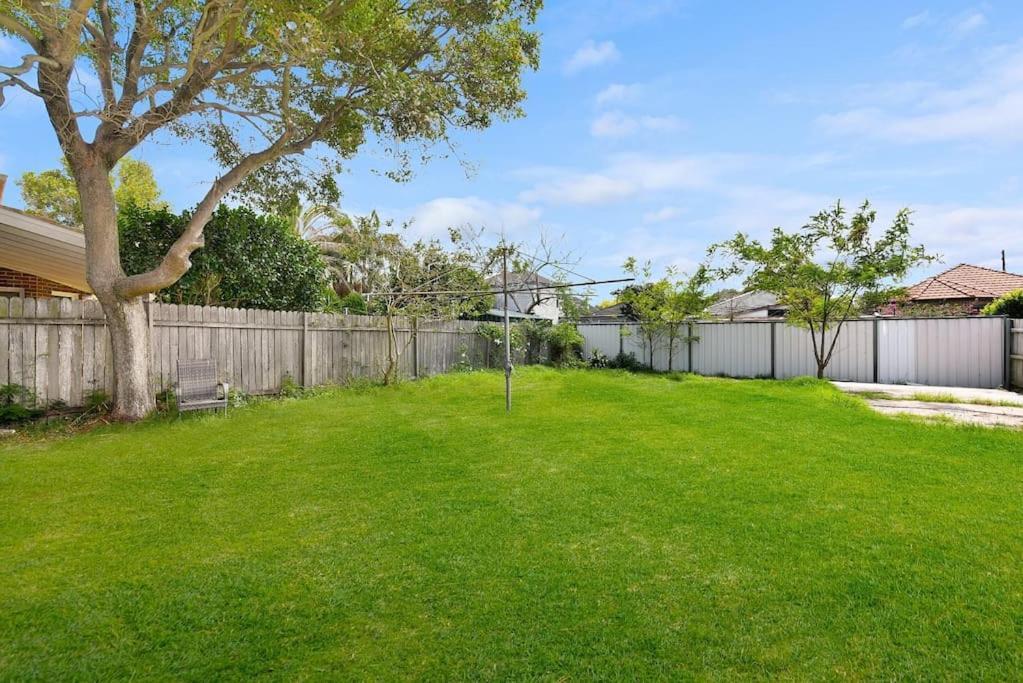 Elegant Family Retreat Near Beaches & Cbd Sydney